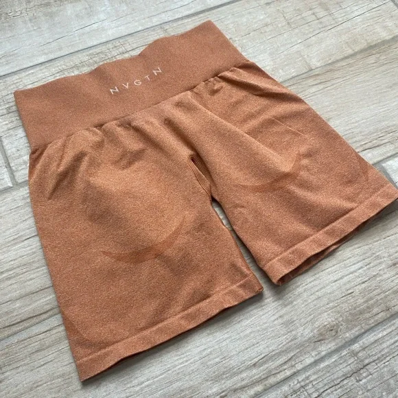 NVGTN Contour Seamless Shorts ~ Small - Picture 4 of 10